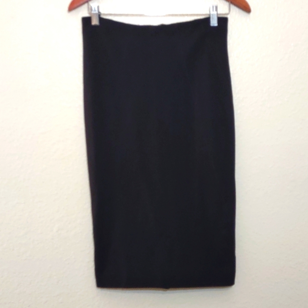 SLIGHTLY USED BODY BY VICTORIA COLOR BLACK SIZE 6